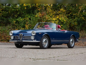 1933 - 2600 Spider
