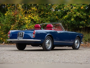 Used Alfa Romeo Spider 1962 for sale - 76315585: Photo