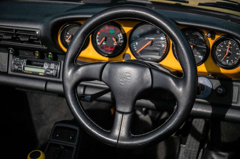 Used Porsche 911 for sale - 76338246: Photo 10