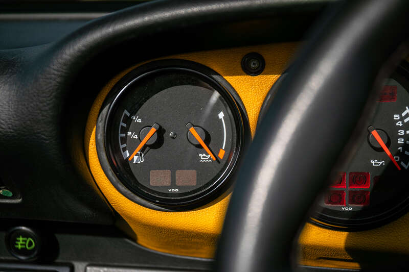 Used Porsche 911 for sale - 76338246: Photo 25