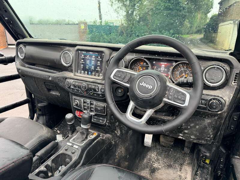 Used Jeep Wrangler 2023 for sale - 77387838: Photo 2