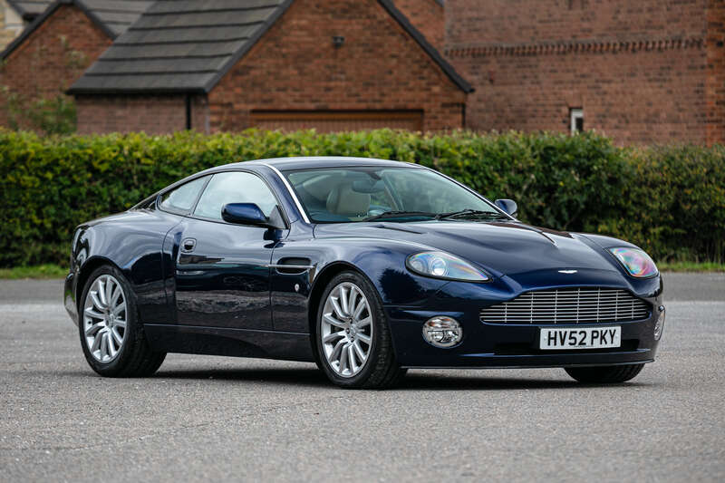 Used Aston Martin Vanquish 2003 for sale - 76318415: Photo 1
