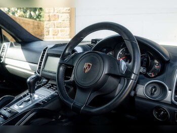 Used Porsche Cayenne 2012 for sale - 78385129: Photo