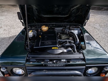 Used Land Rover Defender 1999 for sale - 78363535: Photo