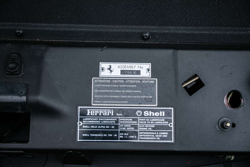 Used Ferrari 550 1998 for sale - 78117070: Photo 13