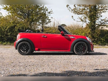Used MINI Convertible 2015 for sale - 78518037: Photo
