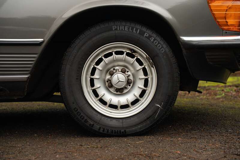 Used Mercedes-Benz 280 SL 1985 for sale - 77426235: Photo 15