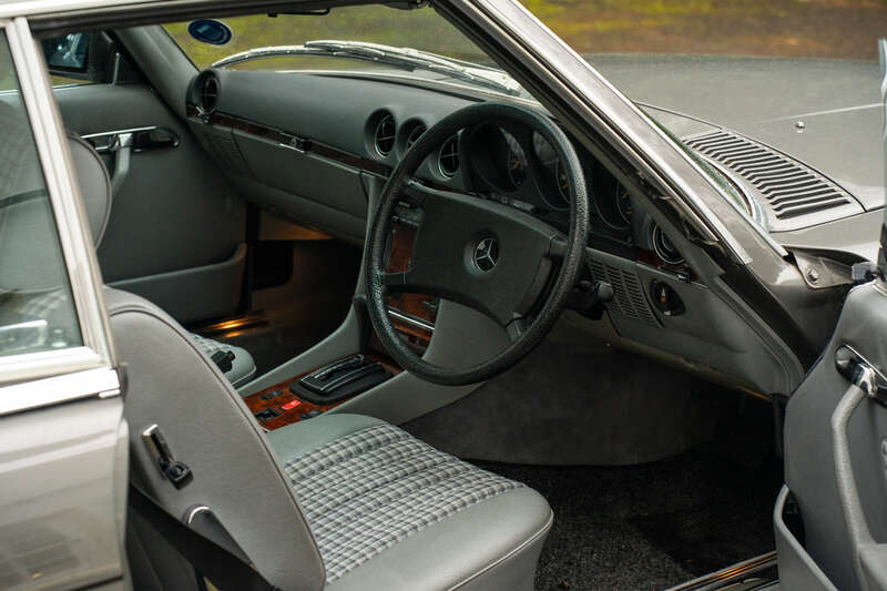 Used Mercedes-Benz 280 SL 1985 for sale - 77426235: Photo 2