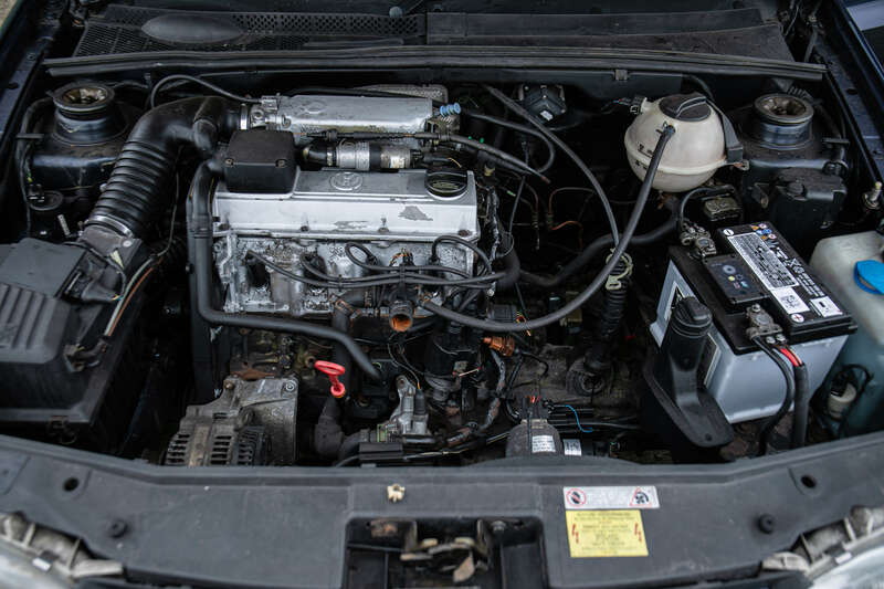 Used Volkswagen Golf 1995 for sale - 76271365: Photo 3