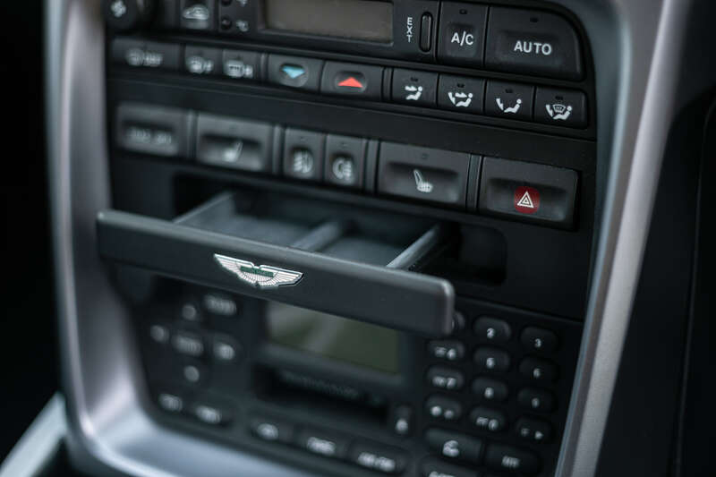 Used Aston Martin Vanquish 2002 for sale - 76315582: Photo 22