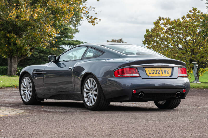 Used Aston Martin Vanquish 2002 for sale - 76315582: Photo 4
