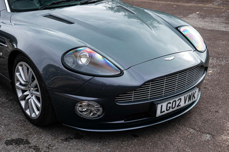 Used Aston Martin Vanquish 2002 for sale - 76315582: Photo 8
