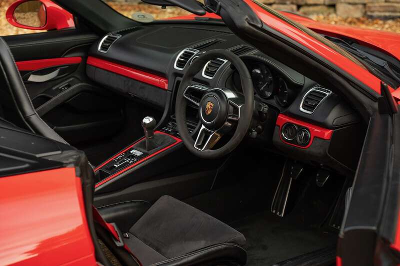 Used Porsche Boxster 2015 for sale - 76350309: Photo 2