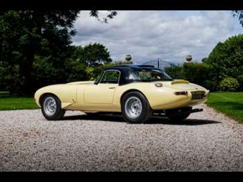 Used Jaguar E-Type 1963 for sale - 75402929: Photo