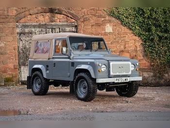 Used Land Rover Defender 90 1997 for sale - 77321156: Photo