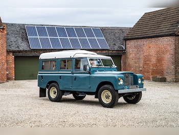 Land Rover - Series II