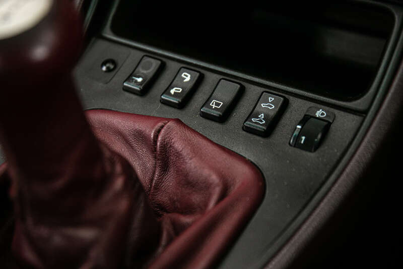 Used Porsche 944 for sale - 76315580: Photo 22