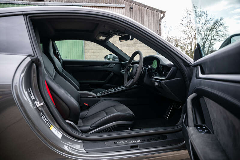 Used Porsche 911 2022 for sale - 78102175: Photo 10