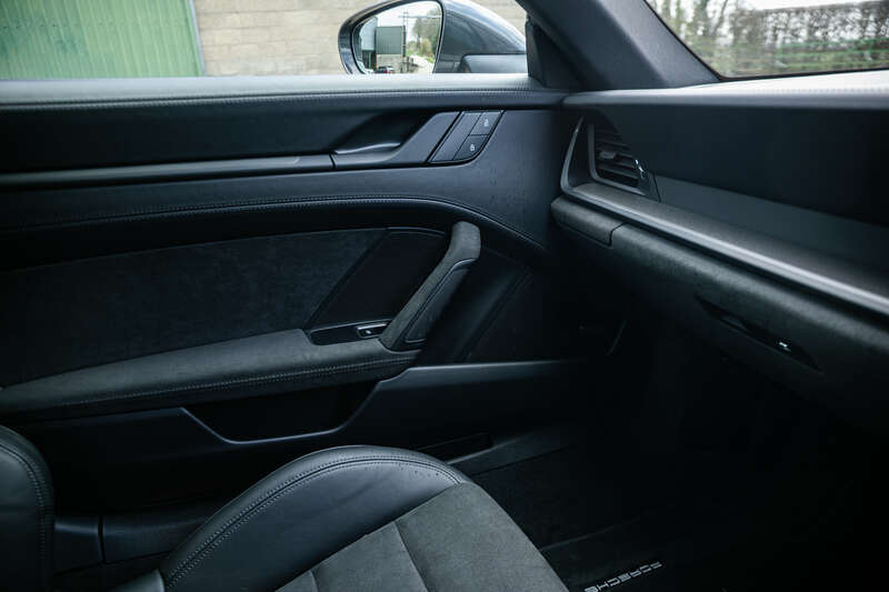 Used Porsche 911 2022 for sale - 78102175: Photo 22