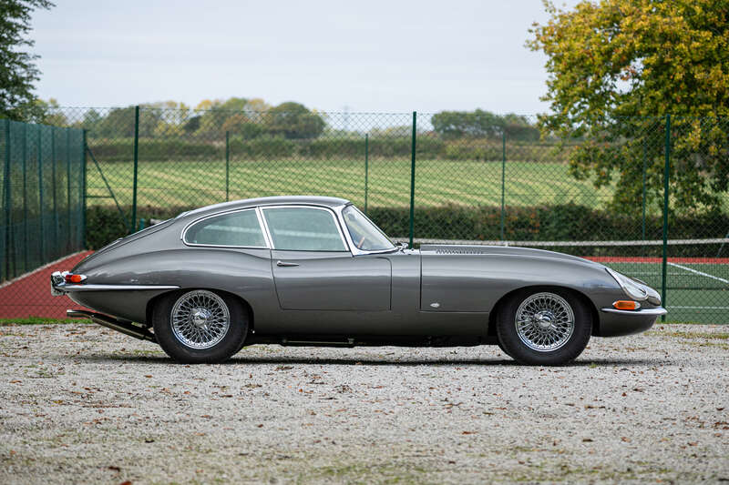 Used Jaguar E-Type 2021 for sale - 76248380: Photo 5