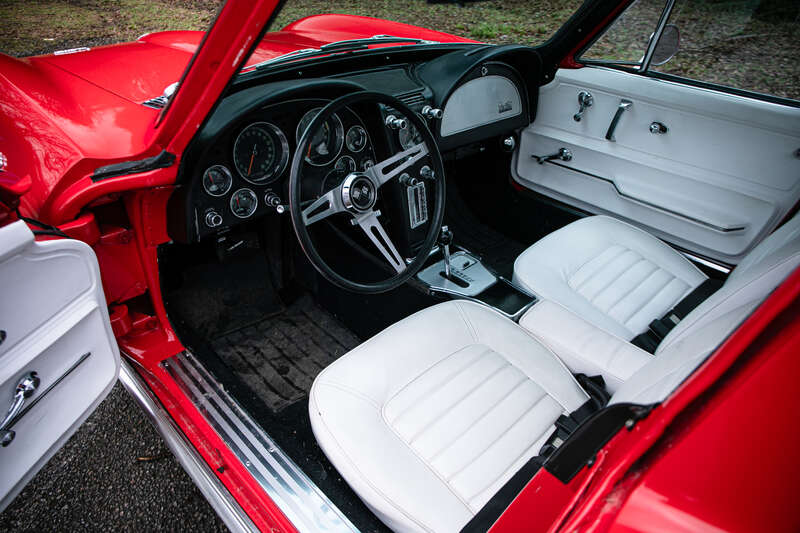 Used Chevrolet Corvette 2015 for sale - 77400942: Photo 2