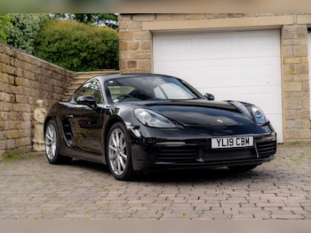 Used Porsche Cayman 2019 for sale - 78685505: Photo