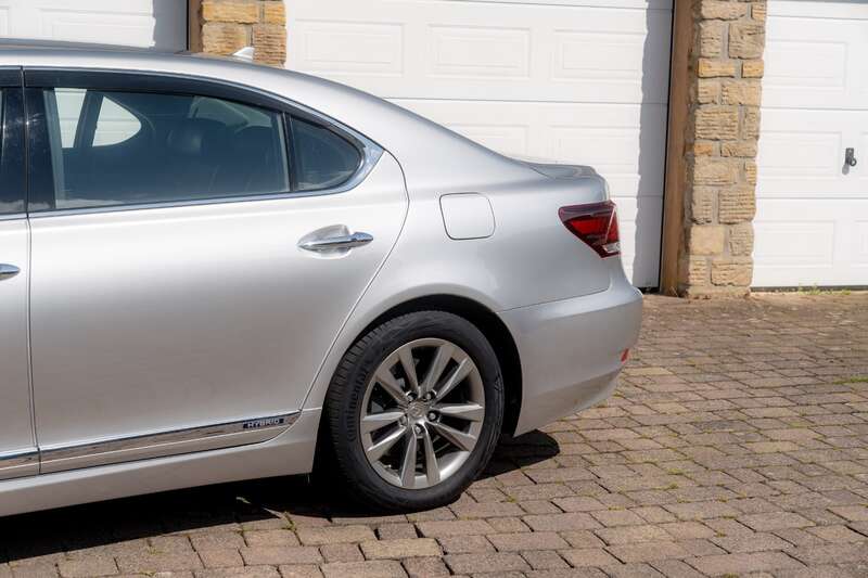 Used Lexus LS 2024 for sale - 77613128: Photo 20