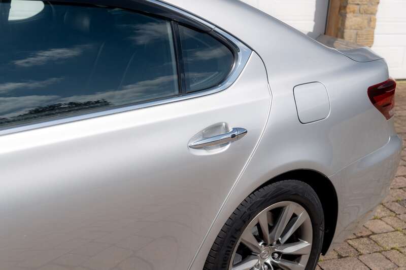 Used Lexus LS 2024 for sale - 77613128: Photo 21