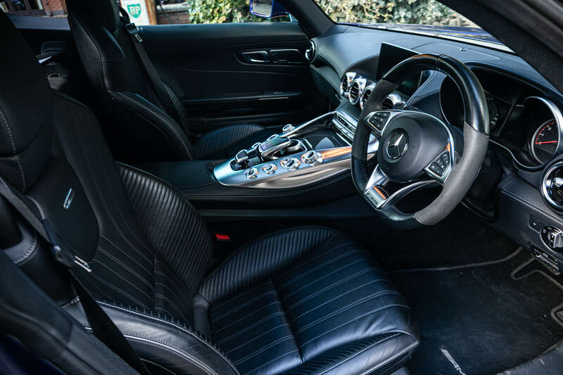 Used Mercedes-Benz AMG GT 2017 for sale - 78186224: Photo 2
