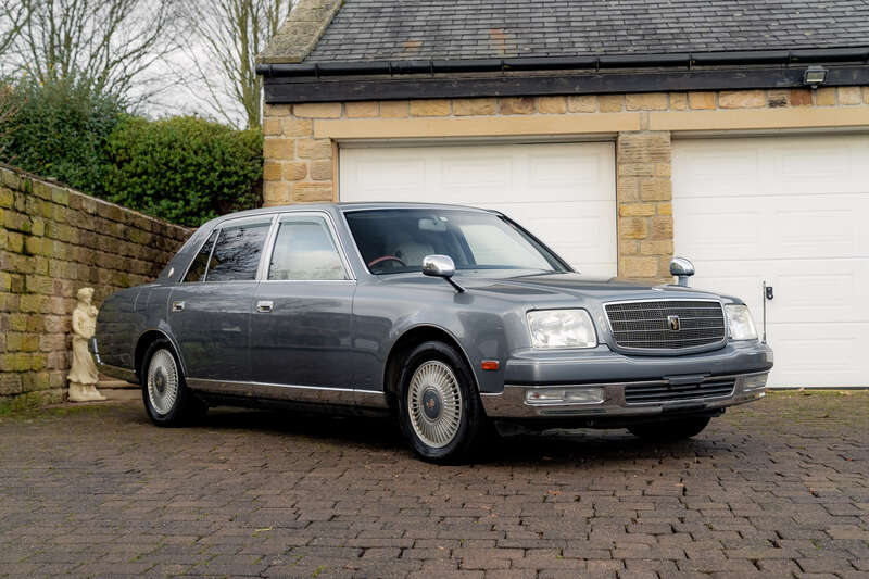 Used Toyota Century for sale - 77626347: Photo 1