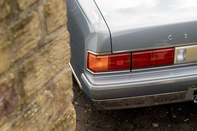 Used Toyota Century for sale - 77626347: Photo 16