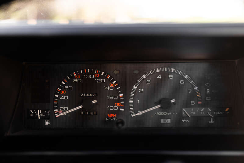 Used Toyota Corolla 2010 for sale - 76350325: Photo 10