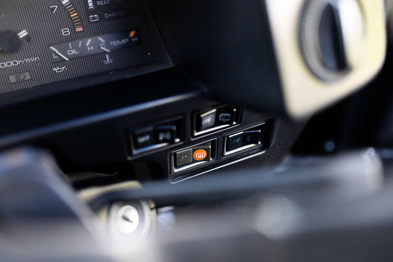 Used Toyota Corolla 2010 for sale - 76350325: Photo 24