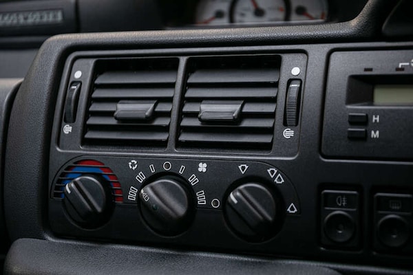 Used Ford Escort 1997 for sale - 76202061: Photo 22