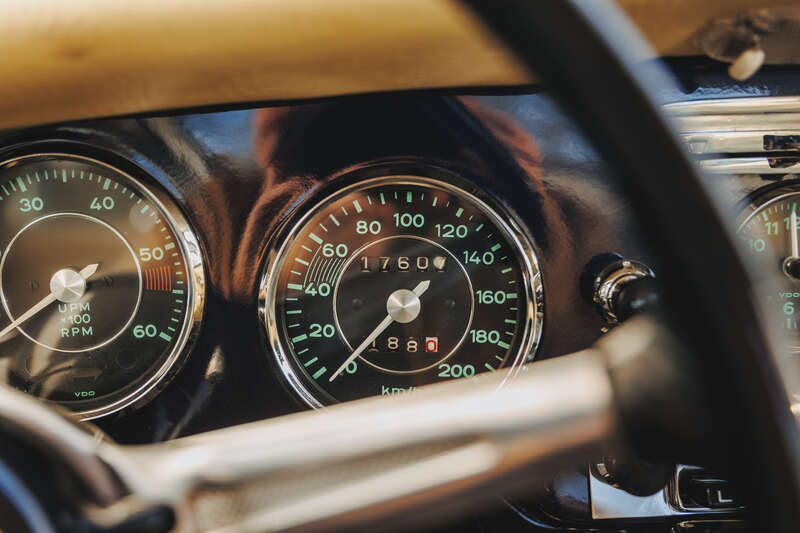 Used Porsche 356 2015 for sale - 77156821: Photo 11