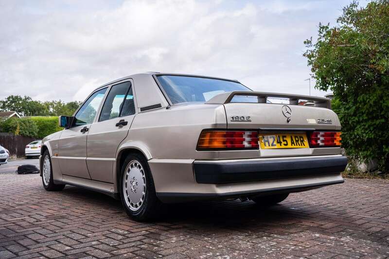Used Mercedes-Benz 190 1991 for sale - 76095543: Photo 5