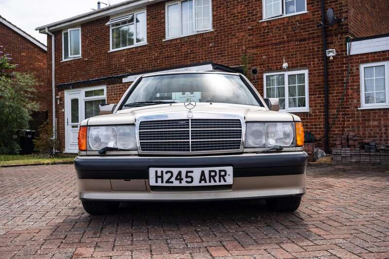 Used Mercedes-Benz 190 1991 for sale - 76095543: Photo 8