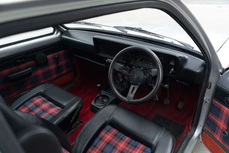 Used Vauxhall Chevette 1977 for sale - 76315587: Photo 2