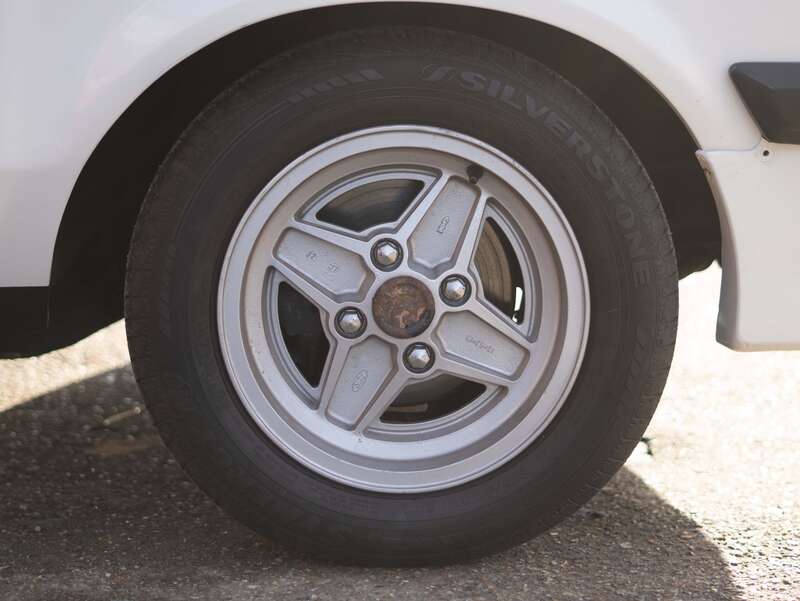 Used Ford Escort 2015 for sale - 76802501: Photo 23