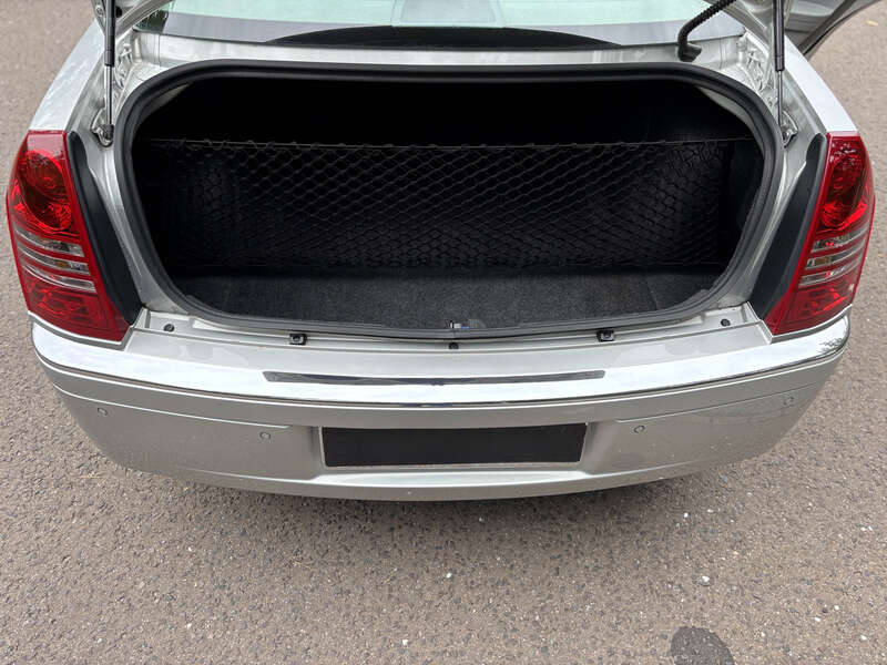 Used Chrysler 300C for sale - 76123486: Photo 18