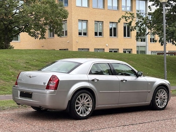 Used Chrysler 300C for sale - 76123486: Photo 4