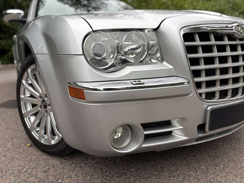 Used Chrysler 300C for sale - 76123486: Photo 8