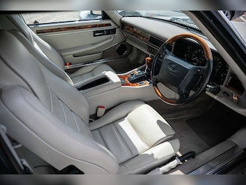 Used Jaguar XJS 1996 for sale - 78363531: Photo