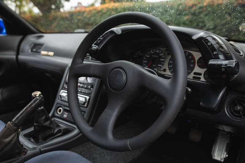 Used Nissan Skyline 2009 for sale - 76887525: Photo 2