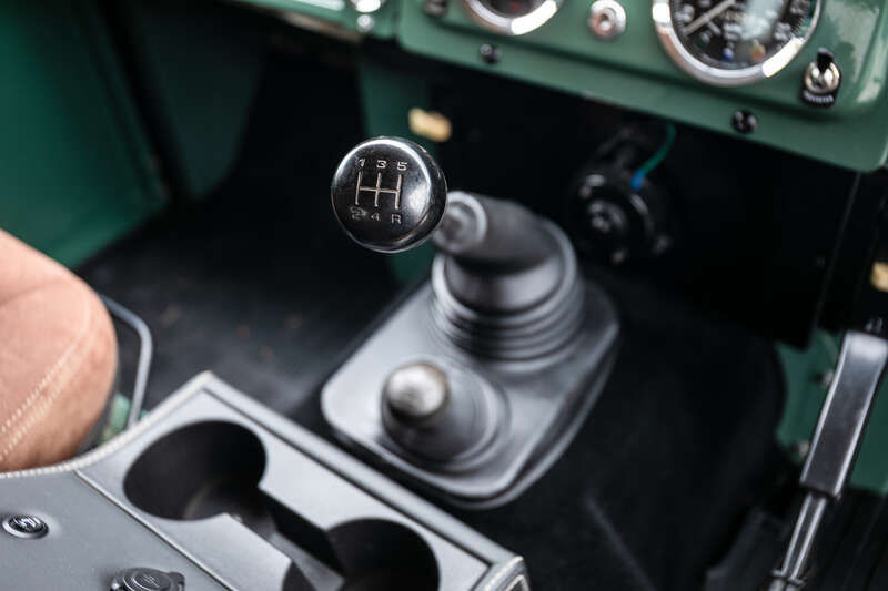 Used Land Rover Defender 90 1988 for sale - 76318419: Photo 15