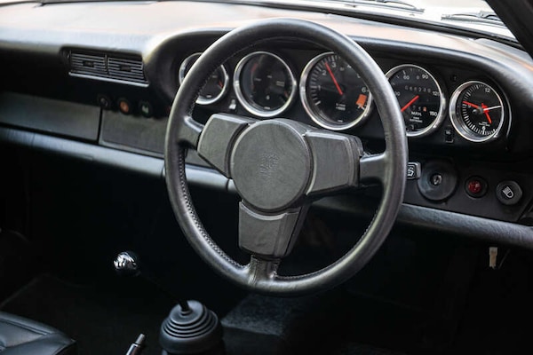 Used Porsche 911 for sale - 76153905: Photo 9