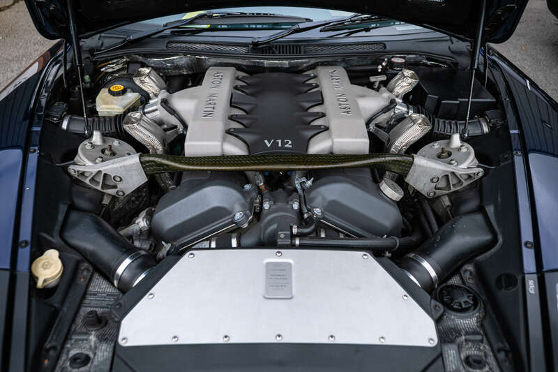 Used Aston Martin Vanquish for sale - 77217674: Photo 3