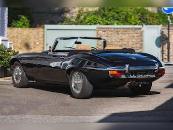 Used Jaguar E-Type 1973 for sale - 76168015: Photo