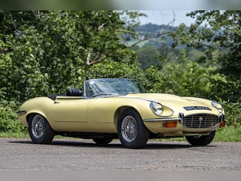 Used Jaguar E-Type 1974 for sale - 79159596: Photo