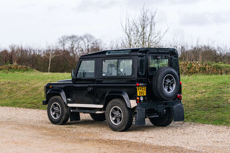 Used Land Rover Defender 90 for sale - 77538699: Photo 15